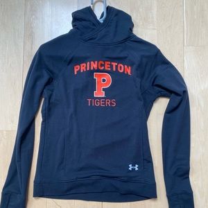 Black Princeton long sleeve